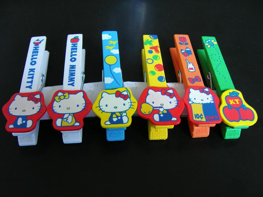 Hello Kitty Clothespin Craft