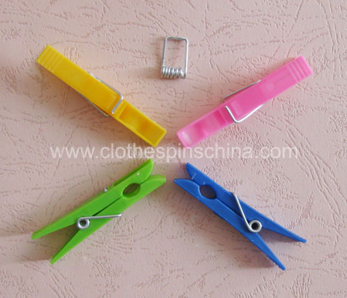 6.9cm Small Plastic Clothespins