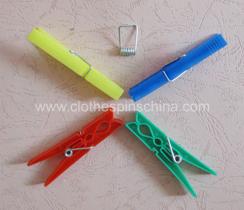 7.8cm Colorful Clothes Pegs