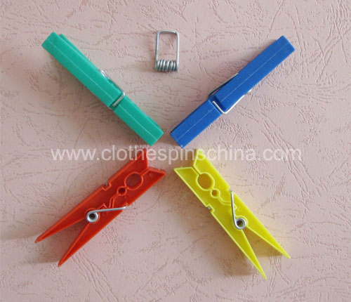 8.4cm Plastic Clothes Clips